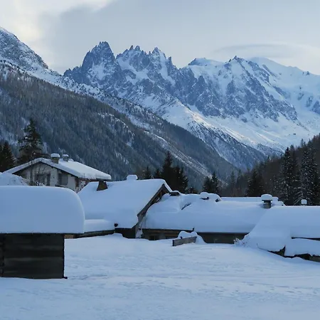 Oda ve Kahvaltı Refuge Margot Chamonix